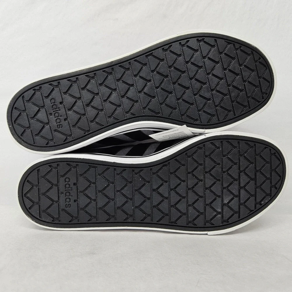 Adidas Daily 4.0 Athletic Shoes IF4493 Grey Black White Men's Size 9.5 - Picture 7 of 10